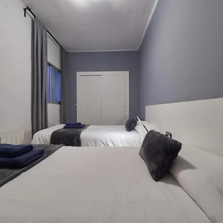 Sagrada Familia Penthouse * برشلونة
