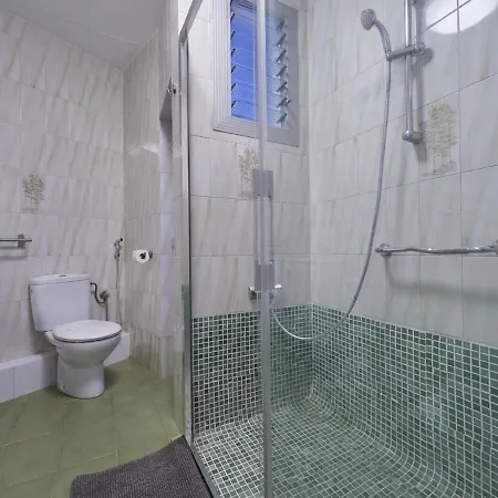 Sagrada Familia Penthouse Apartment *